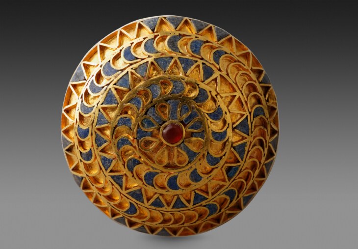 Knauf eines goldenen Dolches aus Mesopotamien im Museum zu Allerheiligen Schaffhausen in der Sammlung Ebnöther